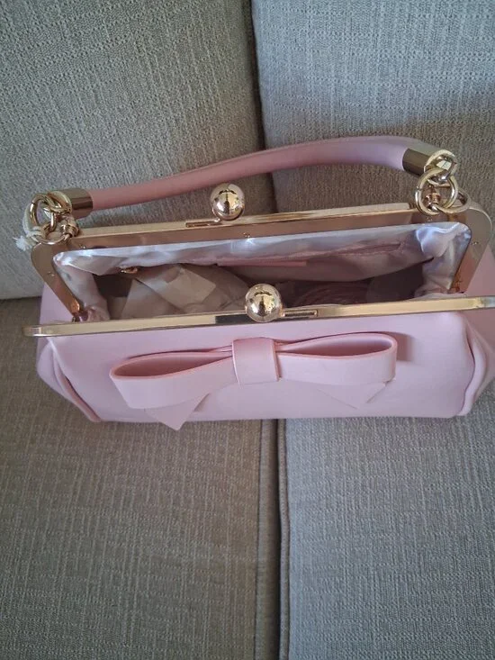 BANNED Retro Pink Handbag, NWT - Picture 3 of 6